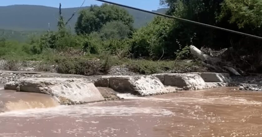 Conagua sanciona a la mina Koura por contaminar el Río Santa Catarina