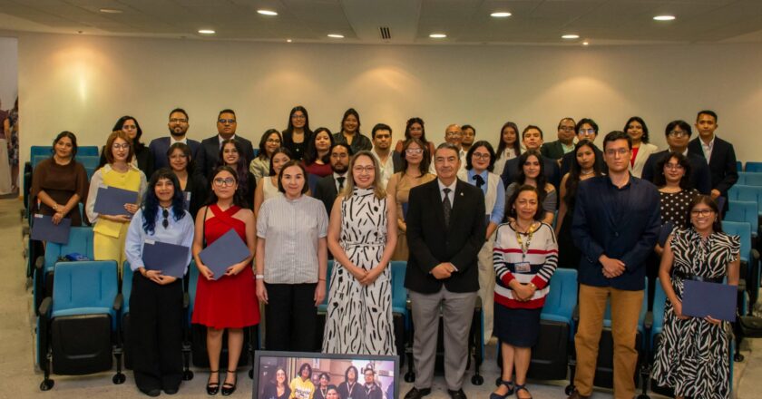 La UASLP suma 39 nuevos profesionistas en Ciencias Sociales y Humanidades