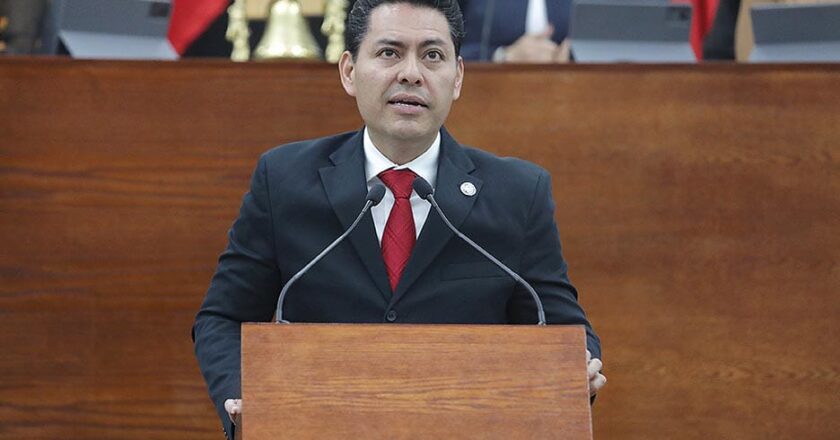 Piden al Ayuntamiento priorizar reparación de vialidades críticas en la Zona Industrial de San Luis
