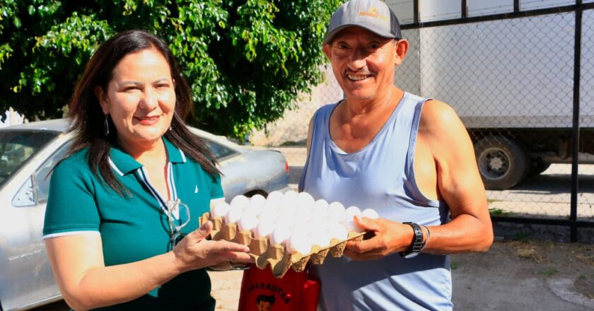 Programa alimentario llega directamente a familias de La Libertad en Villa de Pozos