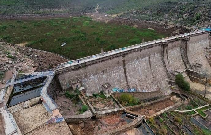 Ciudadanos lamentan deterioro de la Presa San José