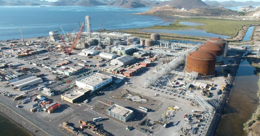 Secretaría de Economía supervisa que inversiones industriales cumplan altos estándares de seguridad en México