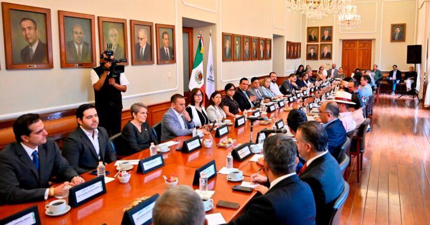 Académicos respaldan diálogo para construir regulación sobre inteligencia artificial en San Luis Potosí