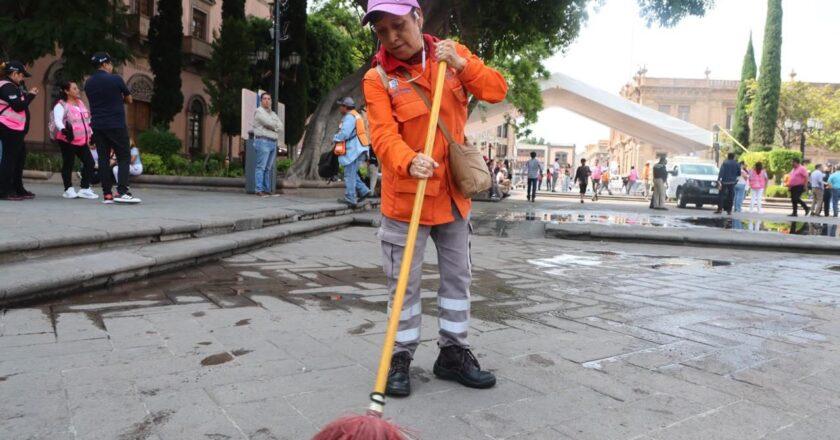 Gobierno de la Capital mejora la imagen urbana de la Plaza de El Carmen con acciones integrales