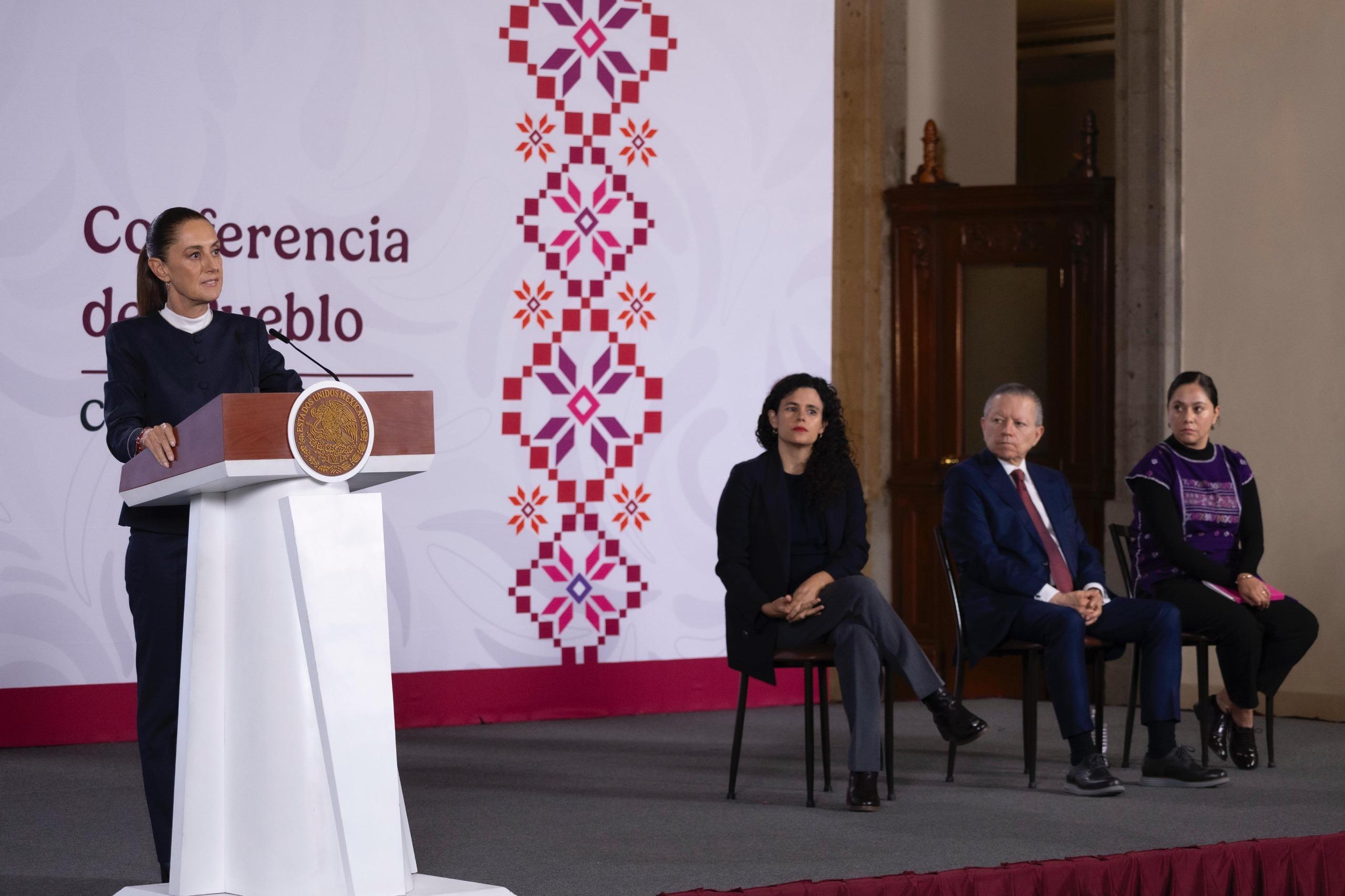 Sheinbaum propone que aspirantes a Presidencia y gubernaturas renuncien a otra nacionalidad
