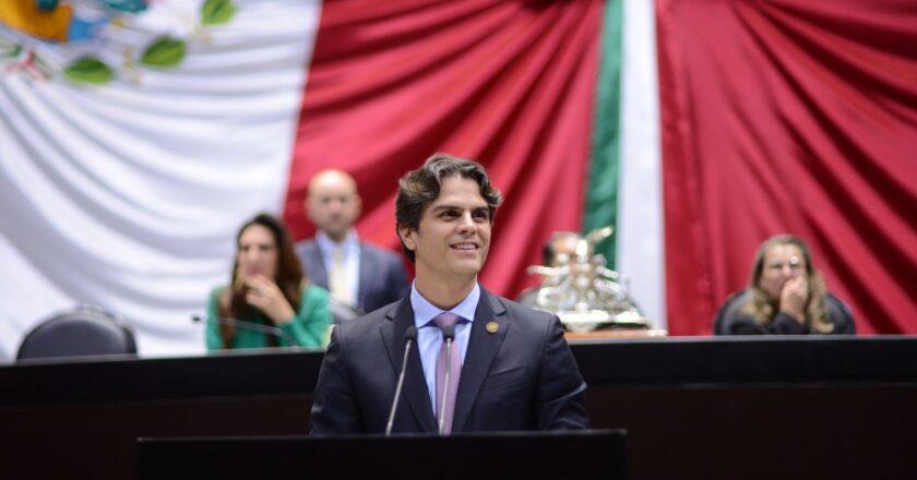 Valladares propone frenar la burocracia: trámites podrían aprobarse si el Gobierno no responde