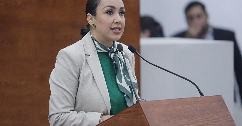 Buscan sancionar en SLP la incitación digital al maltrato animal