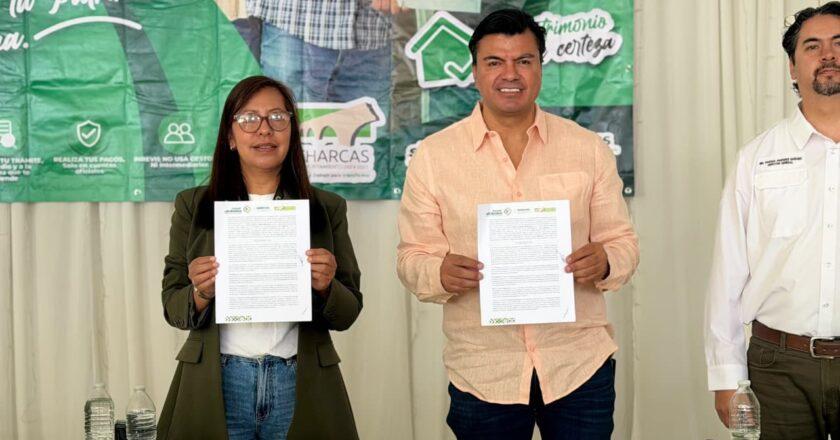 Familias de Charcas avanzan en la regularización de sus propiedades