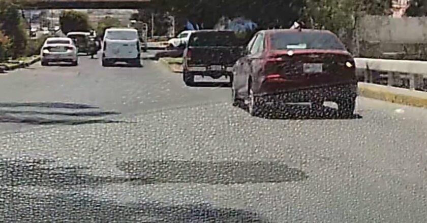 Tapan bache en Salvador Nava tras la muerte de un motociclista
