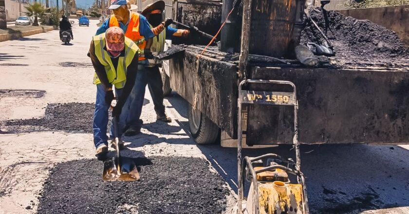 Matehuala mantiene operativo de bacheo tras las recientes lluvias