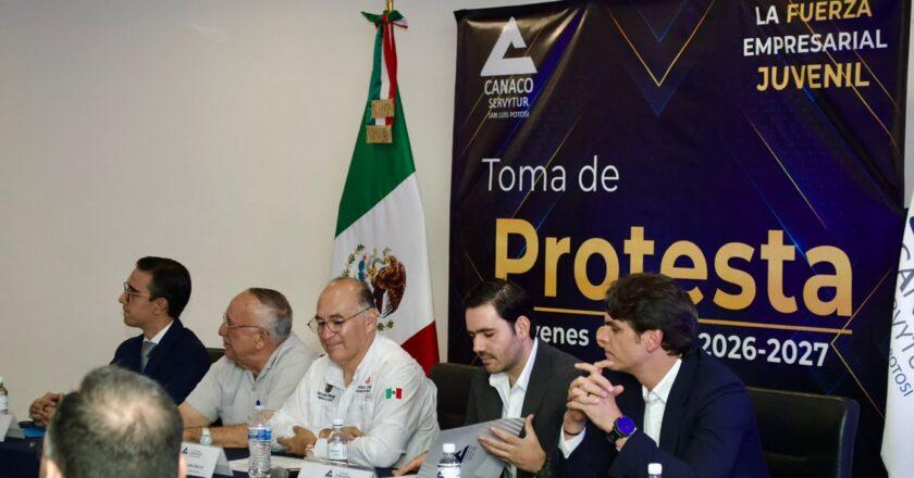 Valladares pide abrir paso a jóvenes y reducir trabas para invertir en SLP