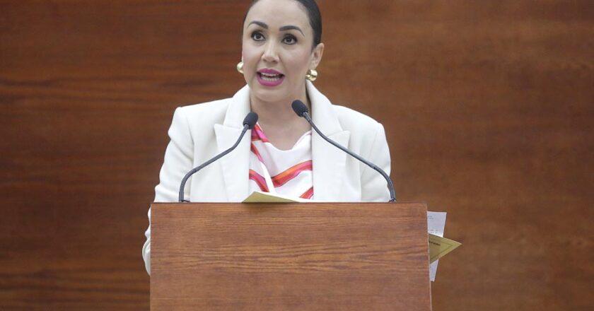 Piden a los 59 municipios impulsar campañas permanentes de adopción animal