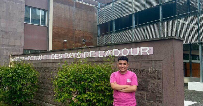 Egresado de la UASLP lleva su formación en Sistemas Inteligentes hasta Europa