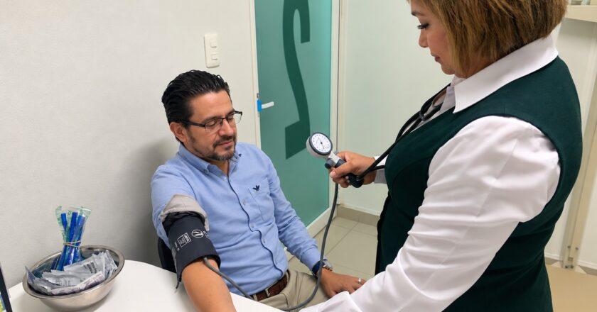 IMSS llama a hombres de SLP a realizarse el Chequeo PrevenIMSS cada año