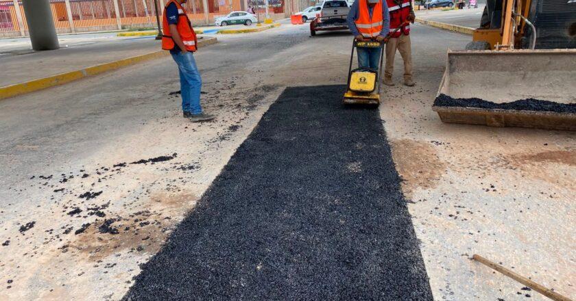Interapas reabre circulación en Salvador Nava tras reparar drenaje dañado
