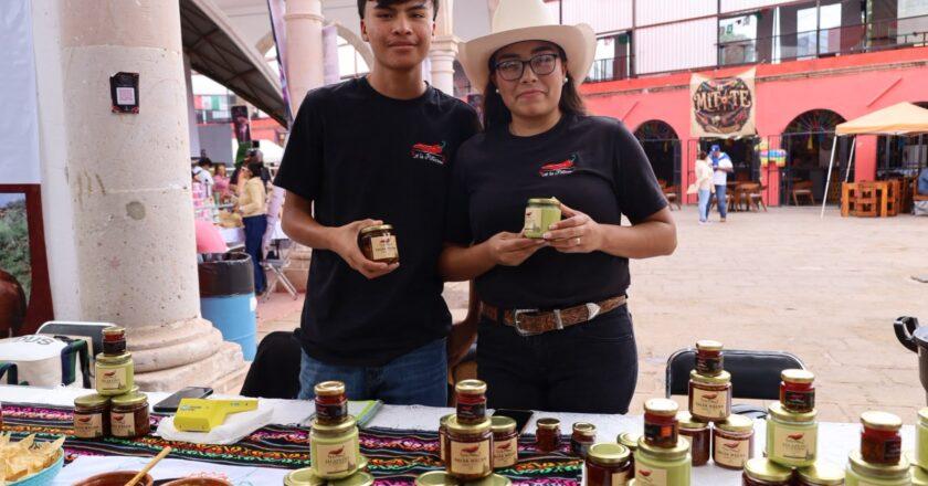 Productores potosinos llevan alimentos y artesanías a la Fenaza 2026
