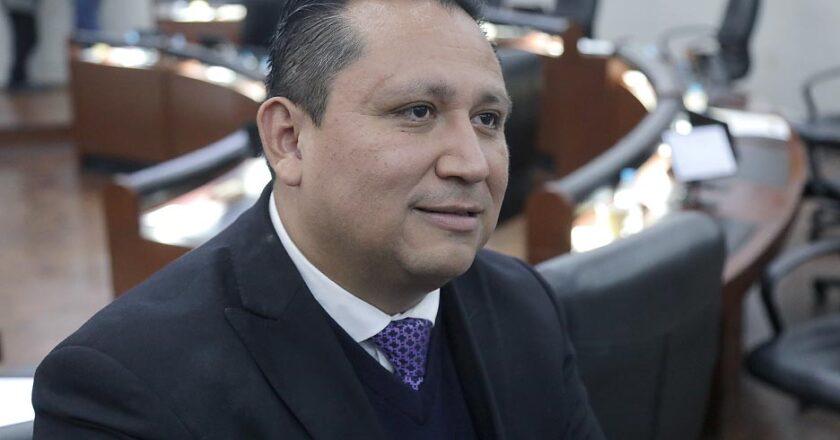 Luis Fernando Gámez plantea mayor productividad y diálogo al frente del Congreso de SLP