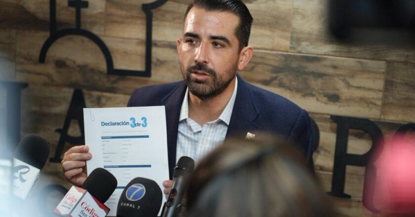 Rubén Guajardo presenta su “6 de 6” y pide transparencia a aspirantes del PAN
