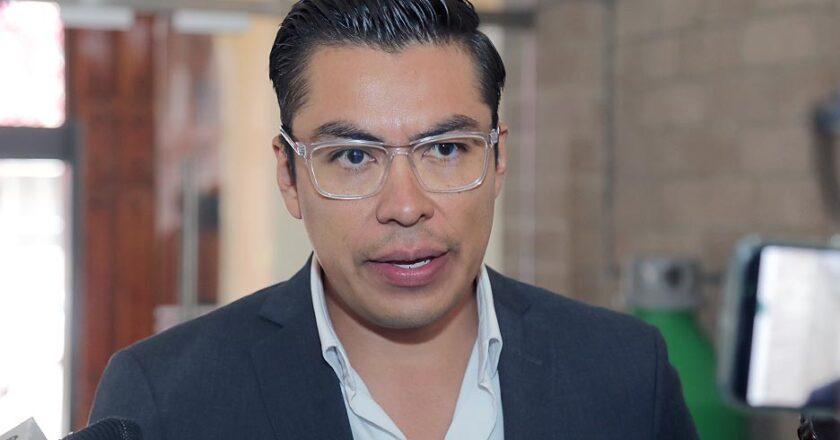 Cuauhtli Badillo propone leyes de amnistía e indulto para San Luis Potosí