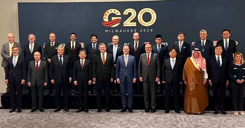 México busca proteger empleos y empresas ante cambios en el comercio mundial: Ebrard